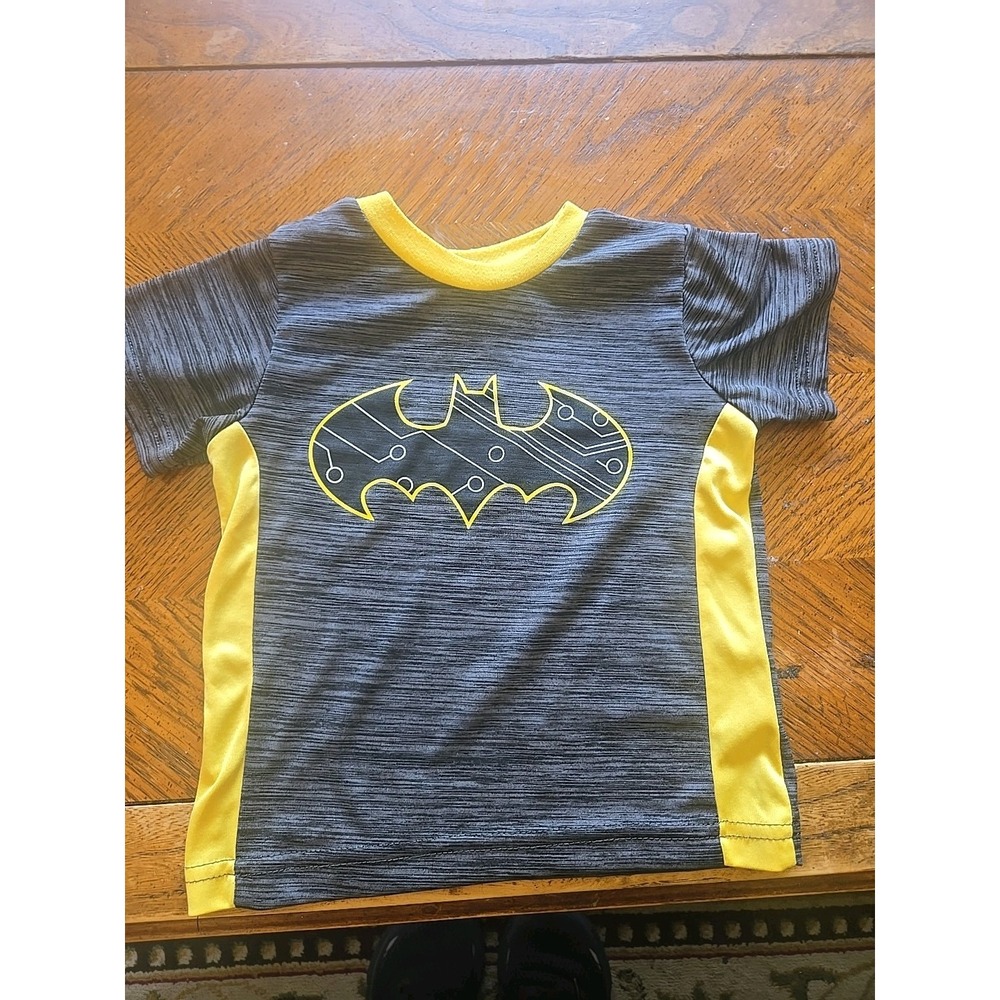 Batman T-shirt Size 2t‎ Toddler Preowned